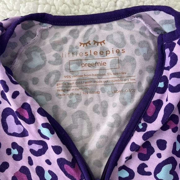 SOLD Little Sleepies Zippy 💜🐆 - Picture 4 of 5